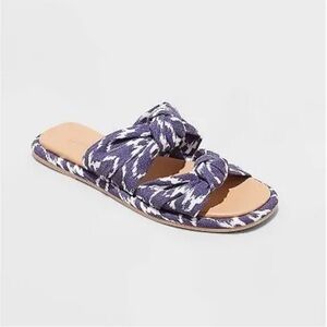 Women's Chi Slide Sandals - Universal Thread Blue